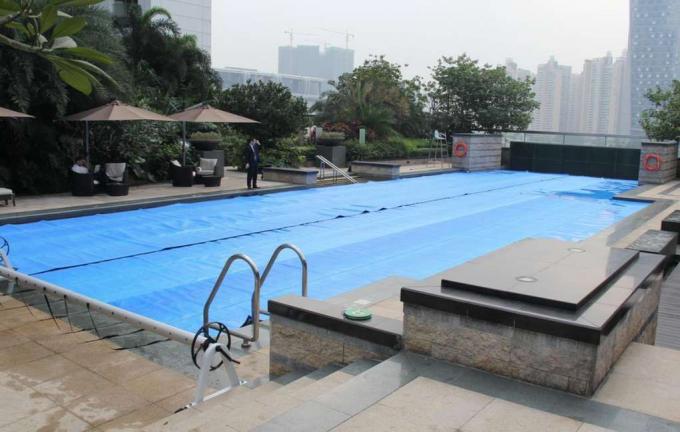 24 x 11M New Factory Price Hot Sale Manual Swimming Pool Cover Bubble Type With Roller 1