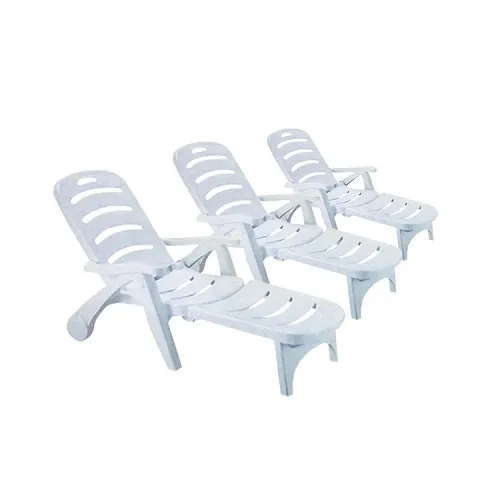 Plastic beach chair / Beach chaise lounge